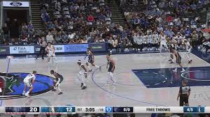 Cam Spencer hits the fadeaway