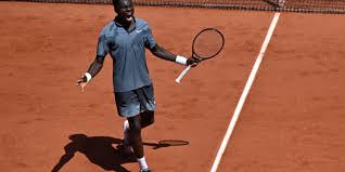 EN DIRECT, Roland-Garros 2026 : Moïse Kouamé qualifié pour le troisième tour après un immense combat, Jannik Sinner et Hugo Gaston éliminés, Diane Parry prend les commandes