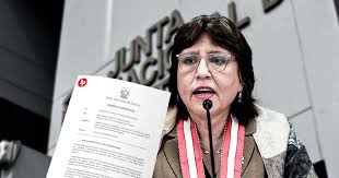 ¡Alerta Fiscal! ¿Suspenden a Delia Espinoza? El Caso Benavides Explota