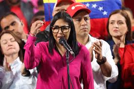 Presidente interina da Venezuela diz que acordo energético com os EUA vai durar 25 anos