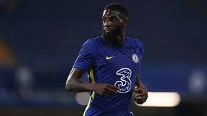 Quem é Tiemoué Bakayoko? Conheça o volante francês que virou alvo do Corinthians