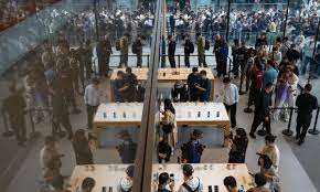 Apple, Huawei launch major discounts as premium smartphone race heats up ahead of 618 shopping festival