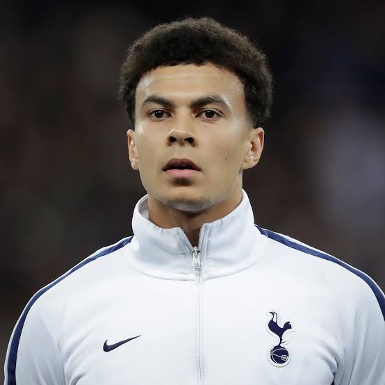 Gareth Southgate insists that Dele Alli remains ‘important’ to England and  questions Italy’s VAR penalty decision | The Independent