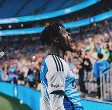 Wilfried Zaha - Ficha | Vasco