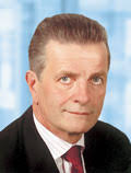 <b>Klaus Busch</b> neuer bislang Executive Director Finance, Management Systems <b>...</b> - Busch_-Klaus