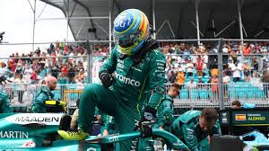 LIVE COVERAGE: Follow all the action from the Formula 1 Crypto.com Miami Grand Prix 2025 | Formula 1®