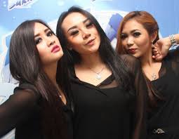 Hasil gambar untuk foto hot trio macan