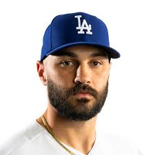 Tanner Scott slams door for save in 4-2 win