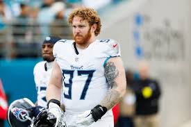 Bears sign DT James Lynch to 1-year deal
