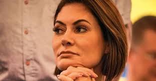 Pesquisa AtlasIntel mostra impacto da crise Michelle x Flávio na disputa presidencial