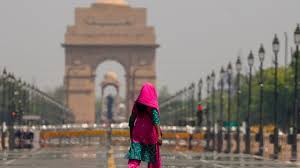 दिल्ली में झुलसाने वाला मौसम, 40 डिग्री के तापमान में फील हुई 50 डिग्री वाली गर्मी