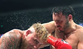 Julio César Chávez Jr., former world champion boxer, detained by ICE