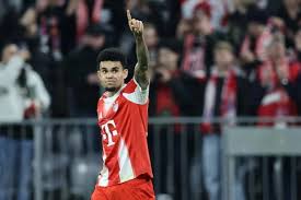 Luis Díaz conduce al Bayern a un nuevo triunfo en ausencia de Kane