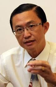 PETALING JAYA: Exco Johor, Datuk Tee Siew Kiong pada Jumaat mengumumkan beliau telah meletakkan kesemua tujuh jawatannya dalam MCA, dan hanya akan ... - tee%2520siew%2520kiong