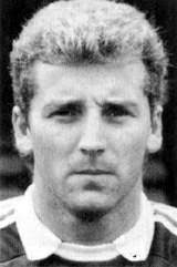 Perry Michael Digweed. Born 26th Oct 1959 at Westminster. Country England. Chelsea Debut 5th March 1988 Last Match 19th ... - P%2520Digweed