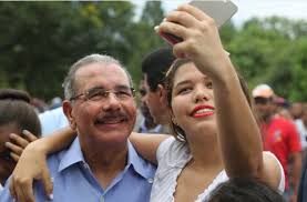 Resultado de imagen para jovenes dominicanos