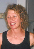 She studied with Marjorie Barstow, Barbara Conable, Bill Conable, Martha Hansen and others. Qualifying to teach the Alexander Technique in 1986, ... - robin