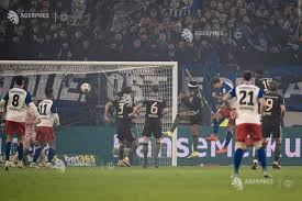Fotbal: Bayern Munchen, ținută în șah de Hamburger SV (2-2), în Bundesliga