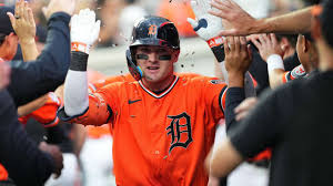 Tigers remain AL's hottest team as McKinstry's squeeze bunt sparks 5-run inning