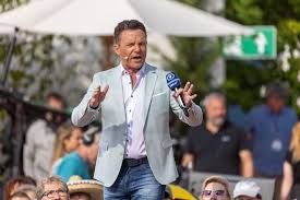Letzte „Immer wieder sonntags“-Staffel: Stefan Mross: „Die Leute wollen die heile Welt sehen!“