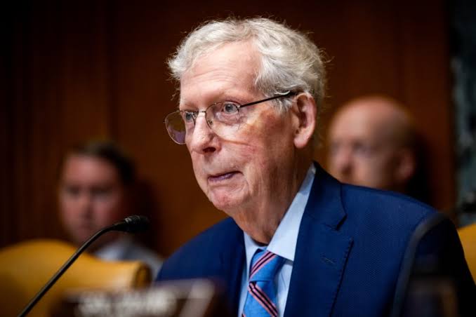 Kentucky governor Andy Beshear demands Mitch McConnell 'directly and verbally address' Kentuckians or resign amid health concerns