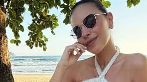 Mariana Rios mostra o rostinho do bebê e surpreende
