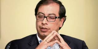 Foto: Diego Santacruz para ADN. Un nuevo giro se dio este martes en el caso del Alcalde de Bogotá, Gustavo Petro, al conocerse el fallo del Tribunal ... - Petro-Diego-Santacruz-ADN-550x275