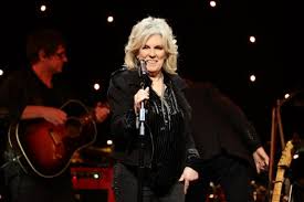A ‘Greatest Living American Songwriter’ to play in Norfolk on Saturday