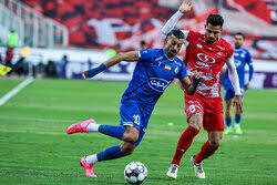نگاهی به خریدهای جدید استقلال و پرسپولیس/ کدام بازیکنان جدا شدند؟