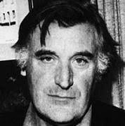 Hasta que se concretó la compra, la colección, de perfil literario, permaneció bajo poder de Olwyn Hughes, la hermana del creador de propuestas como “El ... - Ted-Hughes