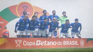 Cruzeiro é eliminado duas vezes em 14 dias, amarga prejuízo financeiro e vê sonho por 'grande título' adiado de novo