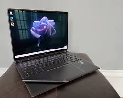 صورة HP Spectre x360 14 laptop