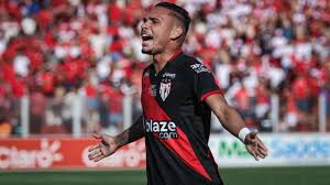 Luiz Fernando, ex-Atlético-GO próximo de acertar retorno para Goiânia em 2026