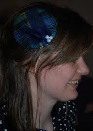 Tartan Twist in Glasgow&#39;s West End – hen party fascinator making workshop - CatrinaBlog2