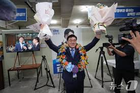 김의겸