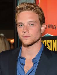 Actor Jonny Weston arrives to the premiere of 20th Century Fox&#39;s &quot;Chasing Mavericks&quot; on October 18, 2012 in Los Angeles, ... - Jonny%2BWeston%2BPremiere%2B20th%2BCentury%2BFox%2BChasing%2BIbgWhs4t_Qfl