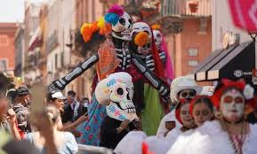 Habrá transporte gratuito para desfile de catrinas en Querétaro