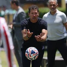Simeone lamenta queda do Atlético na 1ª fase e exalta Botafogo: ‘Jogaram com coragem’