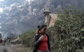 Hasil gambar untuk FOTO-FOTO KORBAN GUNUNG API