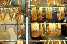 Gold Market Update: Price Fluctuations and Expert Advice
