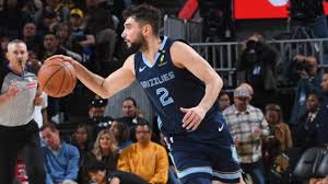 Grizzlies erase late deficit and beat the Warriors