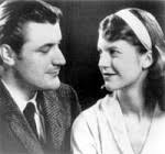 Sylvia Plath mit Ted Hughes Beide sahen ihre Ehe als eine Möglichkeit, ...