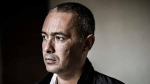 نيابة وهران تكشف تفاصيل إدانة كمال داود.. ما علاقة اليمين المتطرف الفرنسي؟