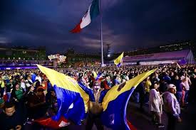 Estima Canaco derrama de 322 mdp por Fan Fest del Zócalo