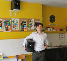 Photo Saint-Thibault-des-Vignes. L'air de l'école purifié grâce à une ...