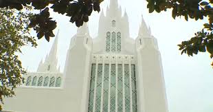 San Diego California Temple opens doors to public for first time since dedication