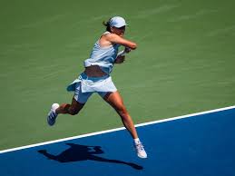 Swiatek advances after hard-fought win over Bejlek in Toronto