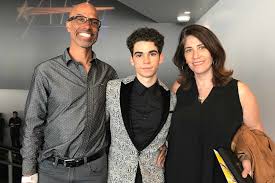 Mãe de Cameron Boyce Revela Dor Insuperável 6 Anos Após Tragédia! - Imagen principal del artículo