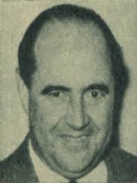 Nació en Santiago, el 31 de enero de 1911; hijo de Fernando Domínguez Cerda y Teresa ... - Arturo_Ignacio_Dom%25C3%25ADnguez_Barros