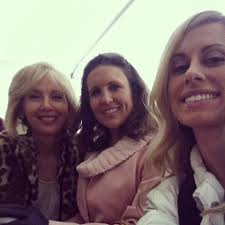 Country Living Fair Meetup. We also got a chance to meet Cari Cucksey from HGTV&#39;s Cash &amp; Cari. - rhoda-kristen-erin